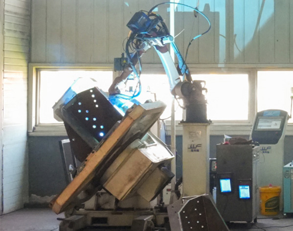 2T-1800焊接機(jī)器人